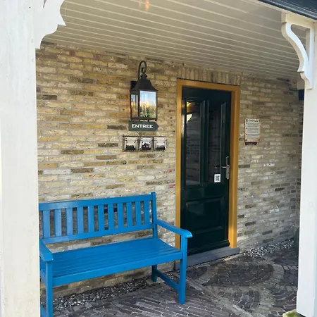 West Hotel Hippolytushoef